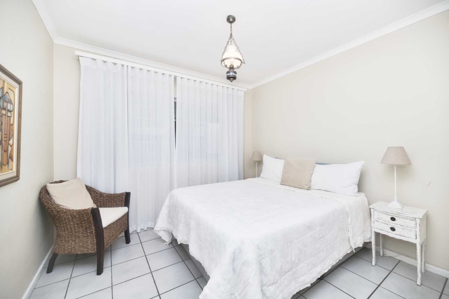 4 Bedroom Property for Sale in Voelklip Western Cape